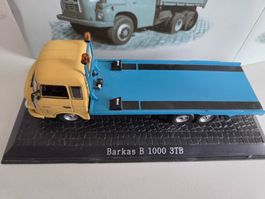 Barkas B 1000 3TB Modellauto beige/blau