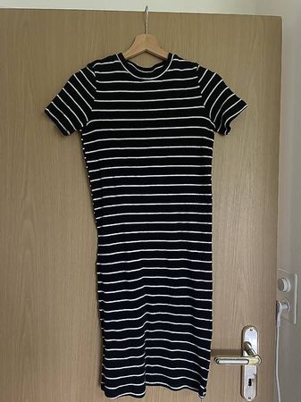 Streifenkleid