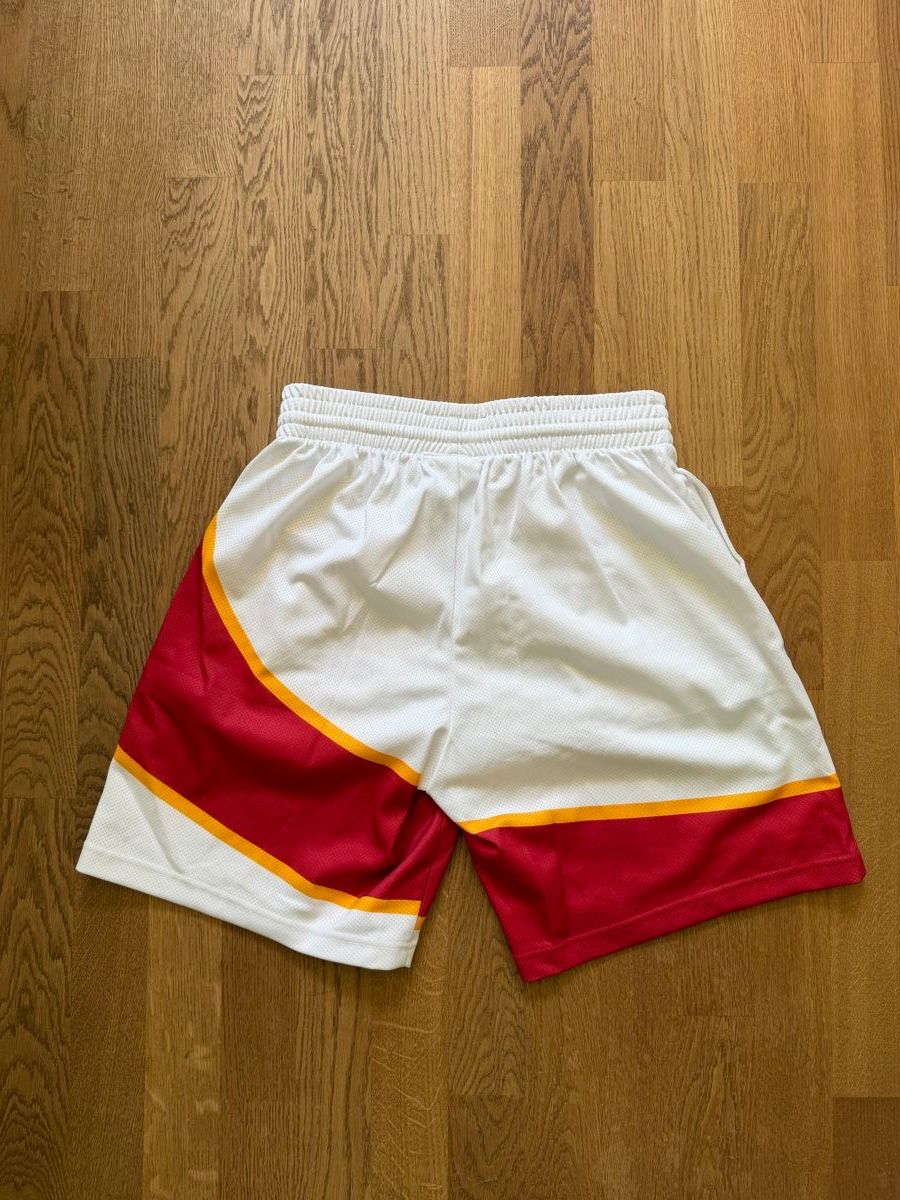 Pantaloni: Mitchell & Ness Hardwood Classics Shorts Atlanta Hawks – Usato da Bassersdorf venduto da Joe_56lh 1