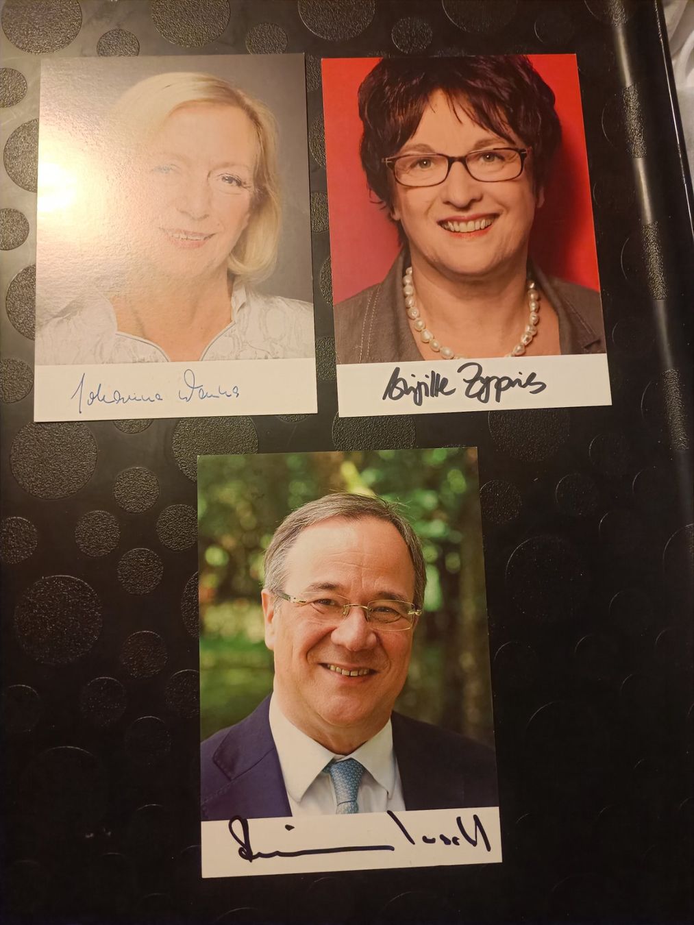 Autographes: Politik DE - handsignierte Autogrammkarten Set – D'occasion à Menziken par Artographs