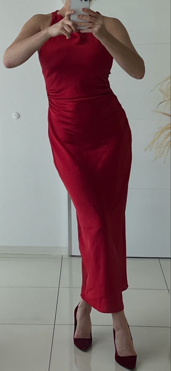 Vestiti: Elegantes rotes Stretchkleid, Grösse S – Usato da Zürich venduto da Kos12345
