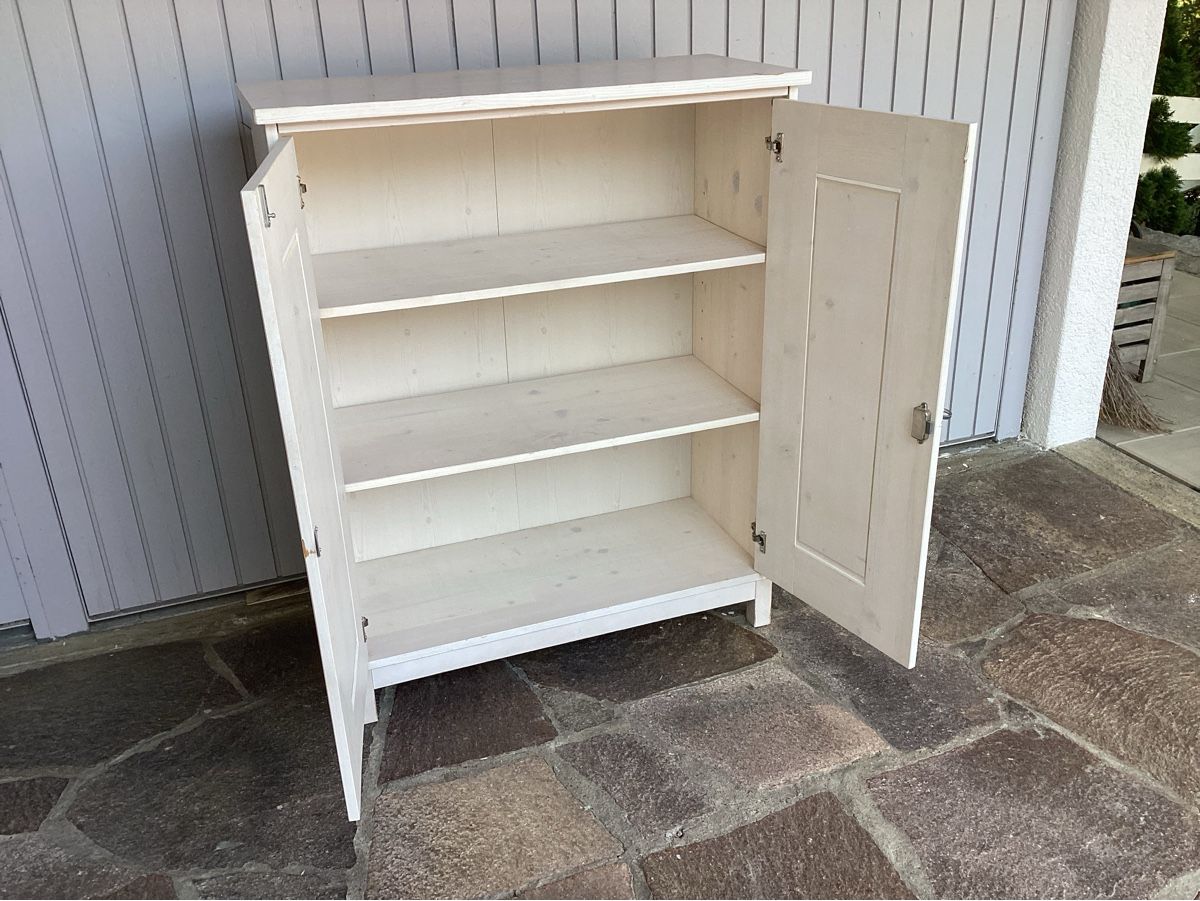 Schränke: Holzschrank IKEA / Bücherschrank – Gebraucht aus Seftigen von Nordsee 1