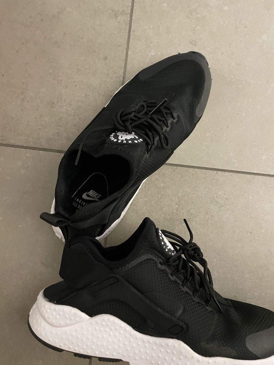 Nike Scarpe da uomo: Nike Sneakers – Usato da Zunzgen venduto da mel_y6w2 4