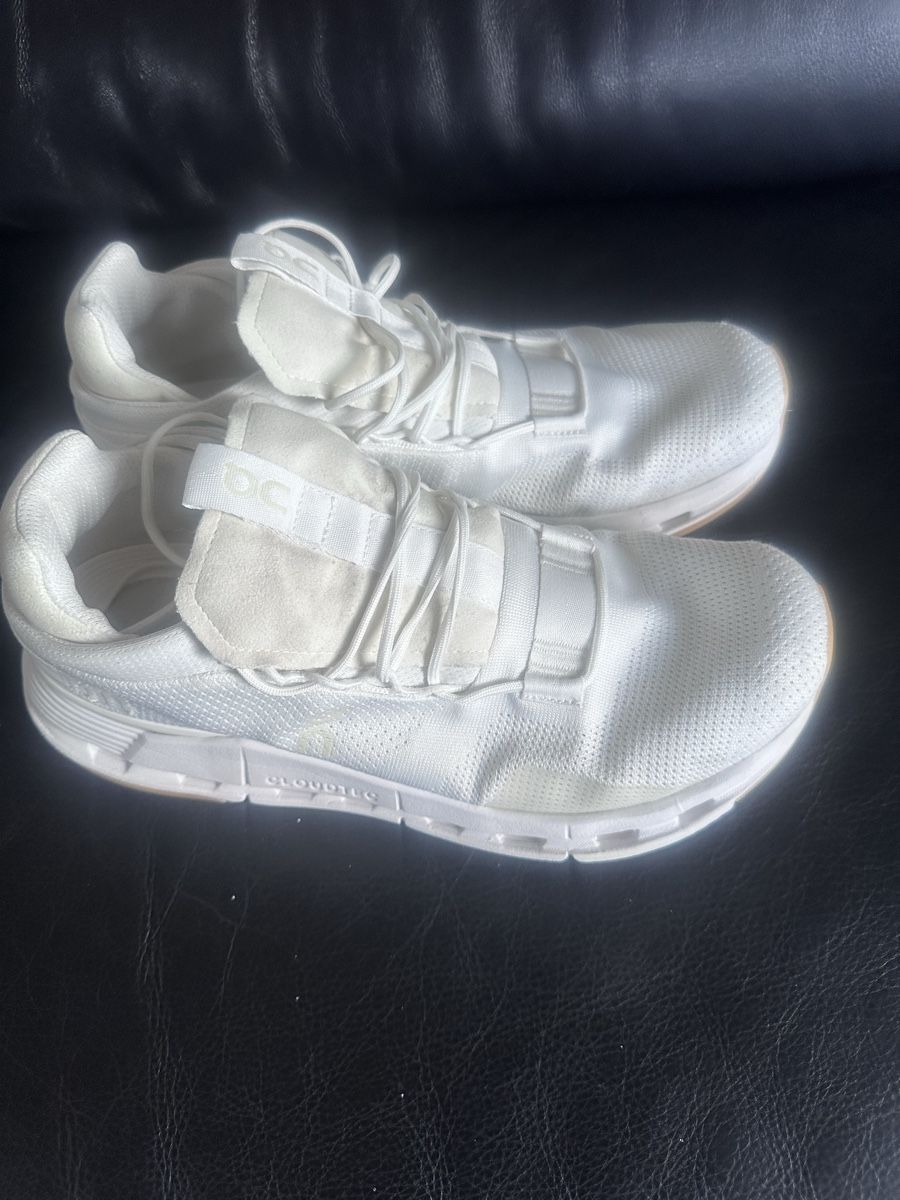 On Herrenschuhe: On Cloudnova undyed Weiss sneaker gr.43 – Gebraucht aus Oberwil BL von Nileferd 1