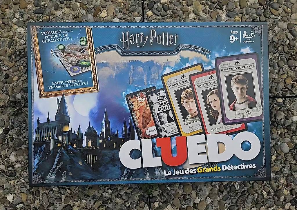 Giochi: Cluedo Harry Potter – Nuovo (secondo la descrizione) da Puplinge venduto da bea_552j