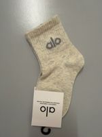 Alo Socken Kinder  beige neu mit Etikett