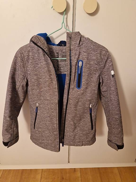 Jacken & Mäntel: Winterjacke gr 134 – Gebraucht aus Bützberg von polensky81
