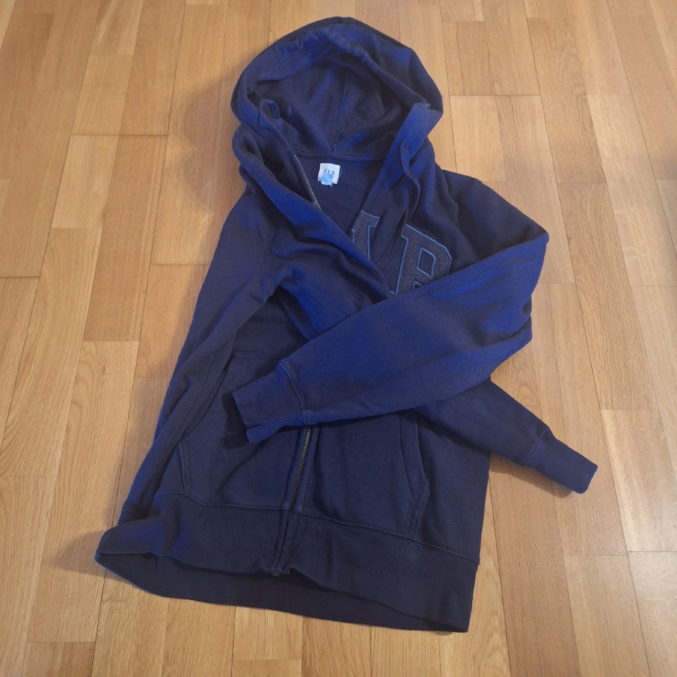 Gap Giacche: GAP Kapuzenpullover, Grösse XS Dunkelblau – Usato da Gossau SG venduto da k1988 1