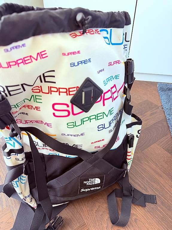 Supreme Rucksäcke: Supreme x The North Face Rucksack – Gebraucht aus Dübendorf von jor_ztb6 4