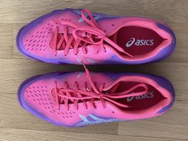 Neuwertige Asics Gel Blade 6 R753N Turnschuhe