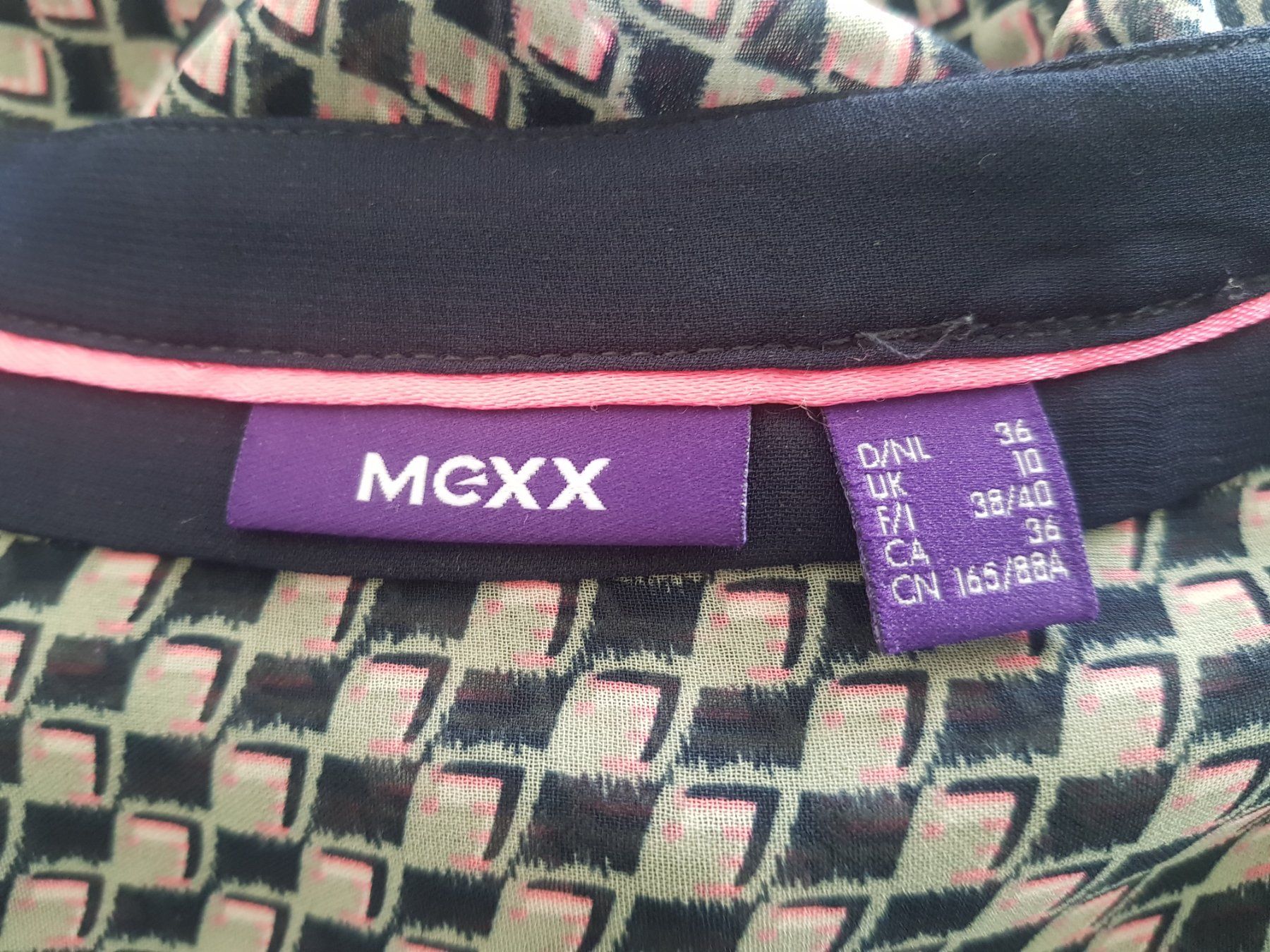 Mexx Camicette: NEUWERTIGE DAMENBLUSE VON MEXX – Usato da Root venduto da LifestyleAccessoires 5