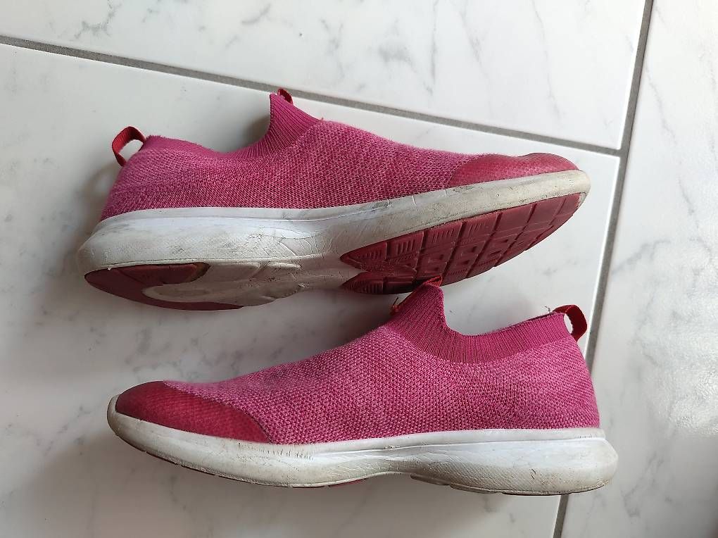 Reima Scarpe per ragazze: Reima Turnschuhe Grösse 35/36 – Usato da Meilen venduto da Hope777 1