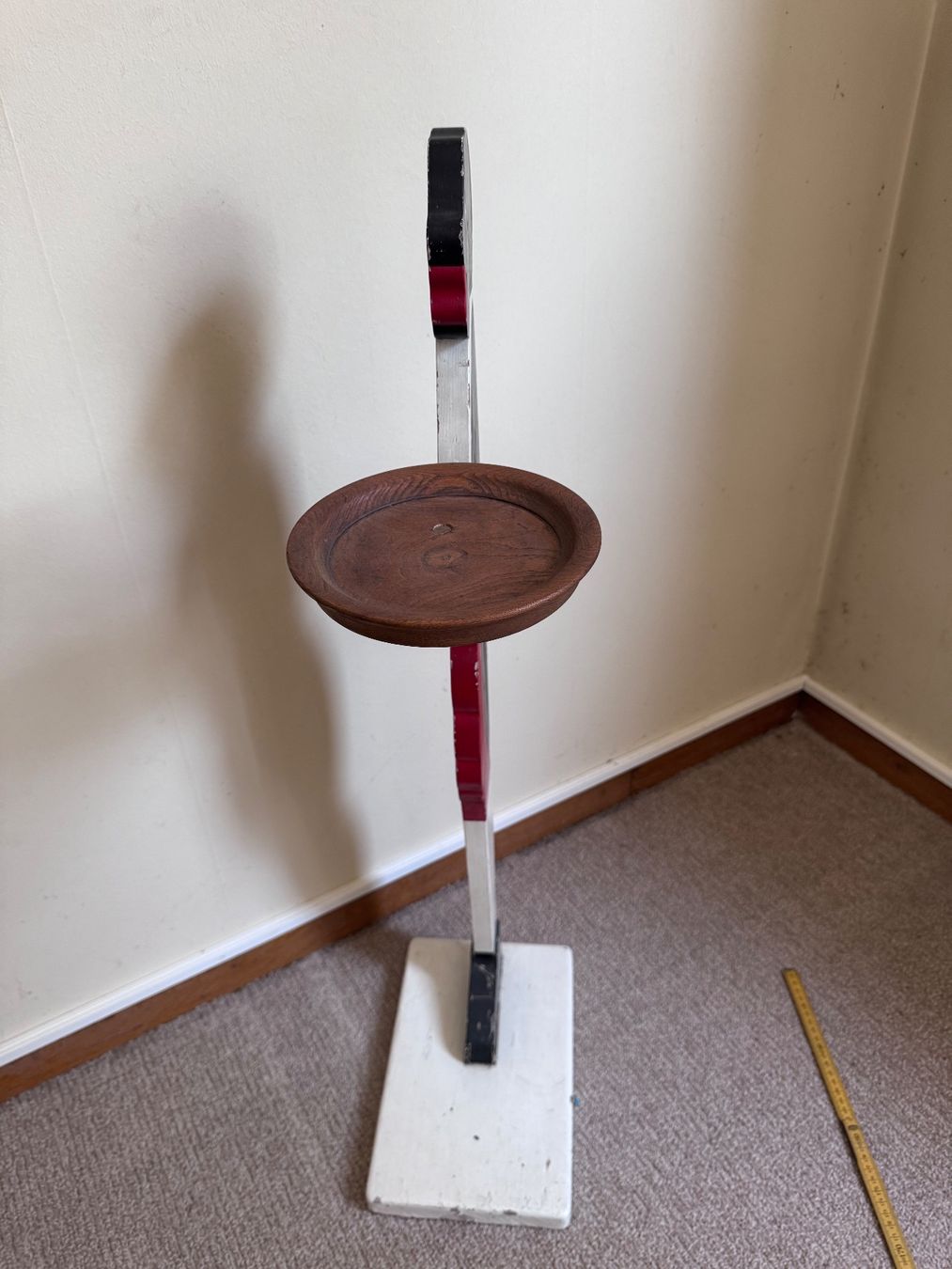 Figuren: Stummer Diener/Dekofigur mit Tablett – Gebraucht aus Zürich von 2013tg 2