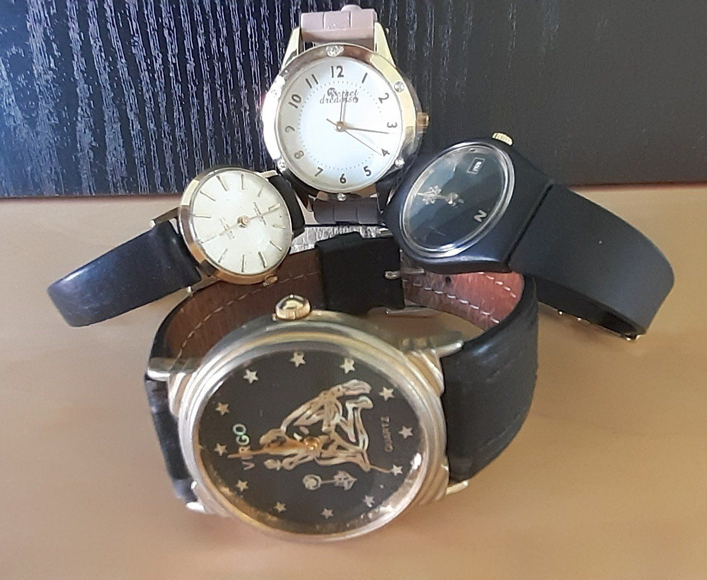 Orologi: 4 verschiedene Uhren / Armbanduhren – Usato da Arch venduto da Drosselbart