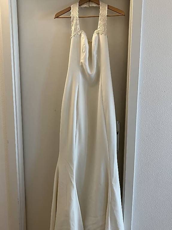 Kleider: Jolie robe de mariée à vendre  – Gebraucht aus La Croix (Lutry) von cwu_6wm8 2