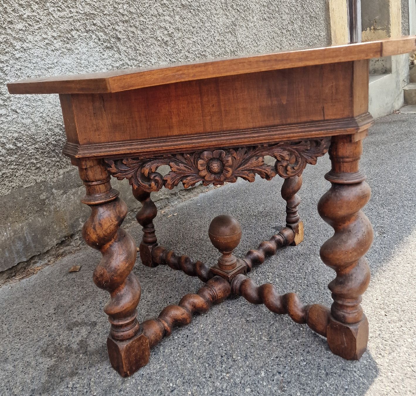 Tavoli: table demi-lune  – Usato da Lausanne venduto da ama_2fz8 7