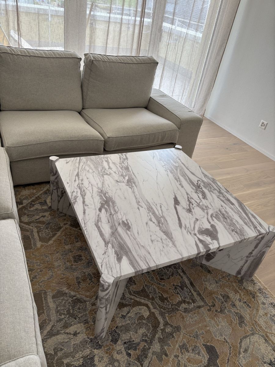 Tavoli: Couchtisch 100x100cm gemustert – Nuovo (secondo la descrizione) da Lömmenschwil venduto da tamara_cr