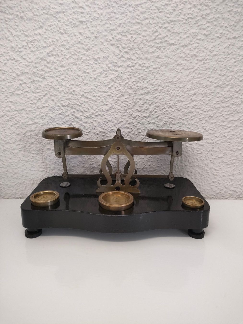 Altra tecnologia per ufficio: Vintage Messing Briefwaage mit Gewichten – Usato da Dietikon venduto da Tucumano1981