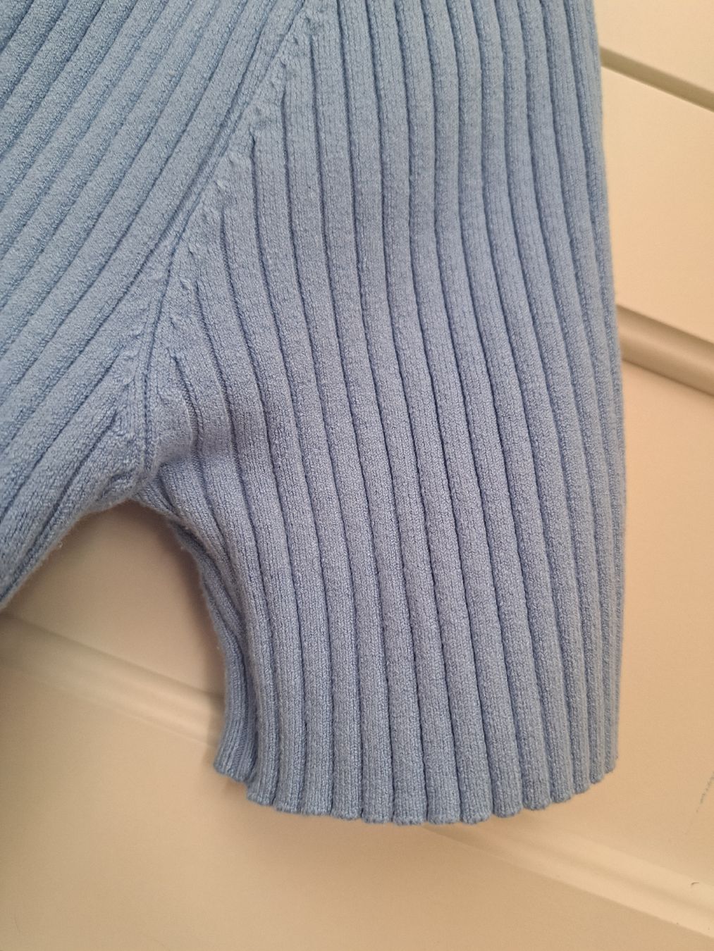 Zara Top: Top Grösse S mit Rückenausschnitt – Usato da Zürich venduto da dph_r9t2 5
