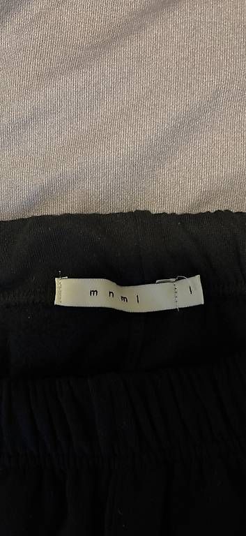 MNML Hosen: Flared Jogginghose – Neu (gemäss Beschreibung) aus Näfels von edi_9yyf 2