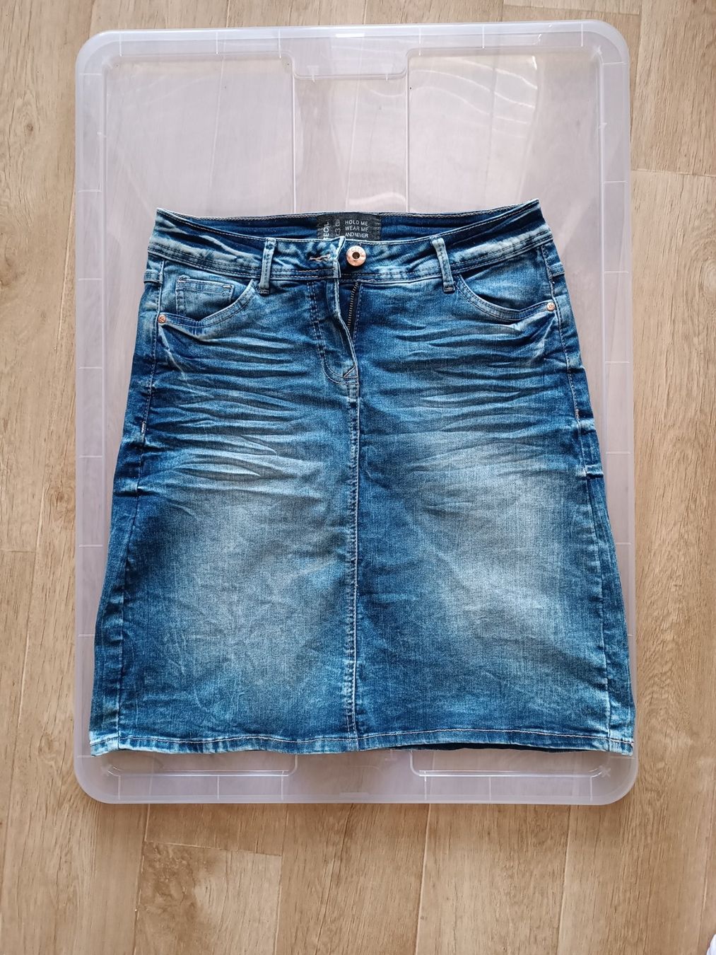 Cecil Gonne: Jeans Rock – Usato da Horw venduto da stani03