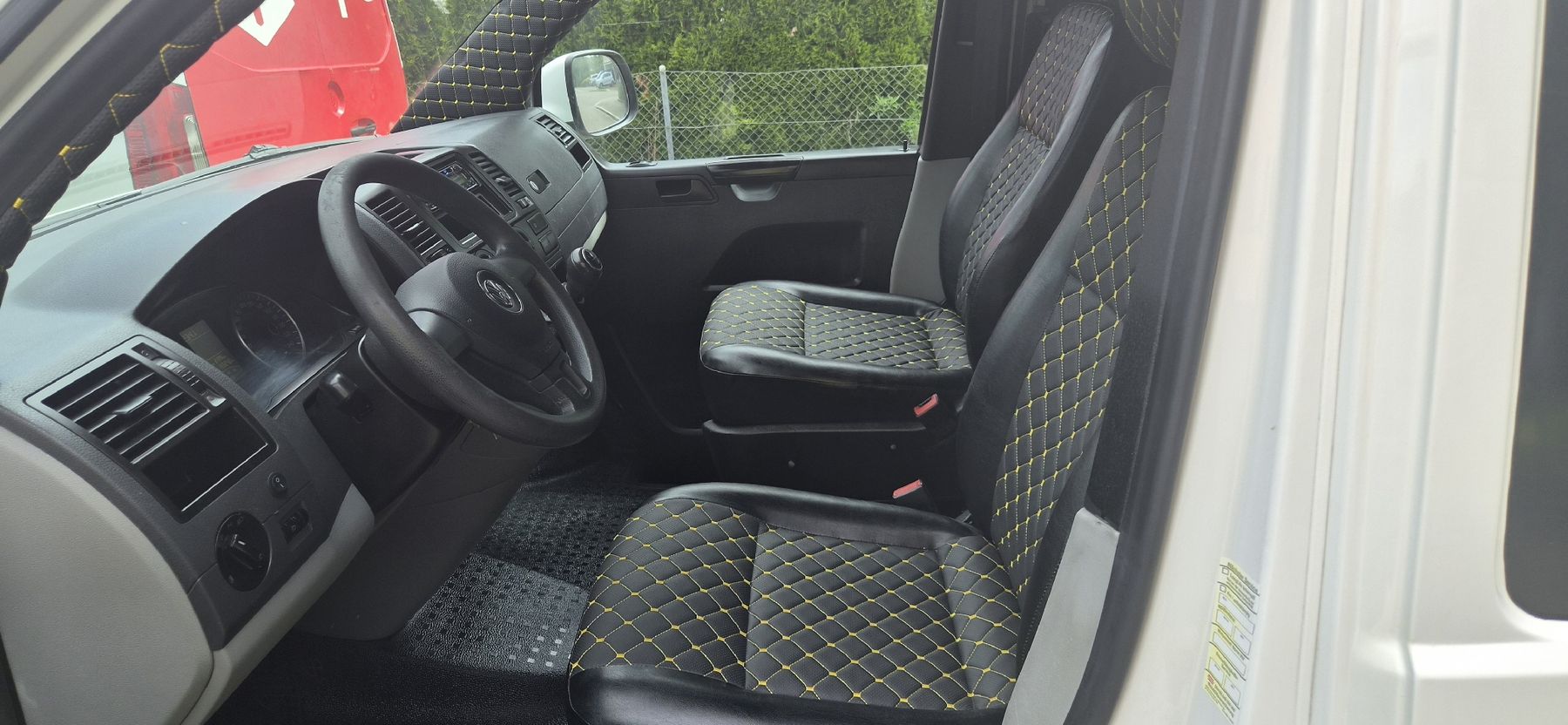 VW Veicoli da campeggio: VW T5 4MOTION  CAMPER – Usato da Dietlikon venduto da svajc80 1