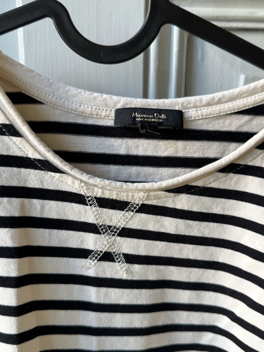 Massimo Dutti T-shirt: Massimo dutti tshirt – Nuovo (secondo la descrizione) da Bern venduto da FashionK92 1