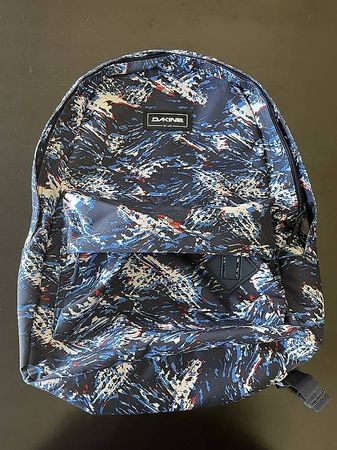 Dakine Rucksack neu