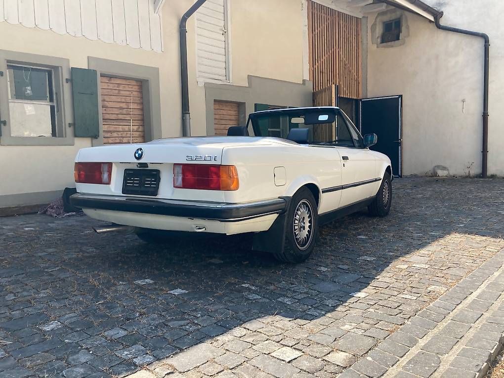 Autos: BMW cabriolet e30 – D'occasion à Ecublens VD par Zbi2 1