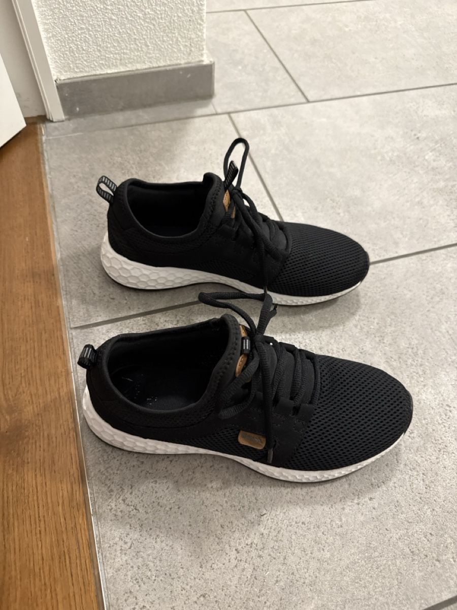 Bench Scarpe da donna: Damen Schuhe – Usato da Lengnau BE venduto da mat_mw9v