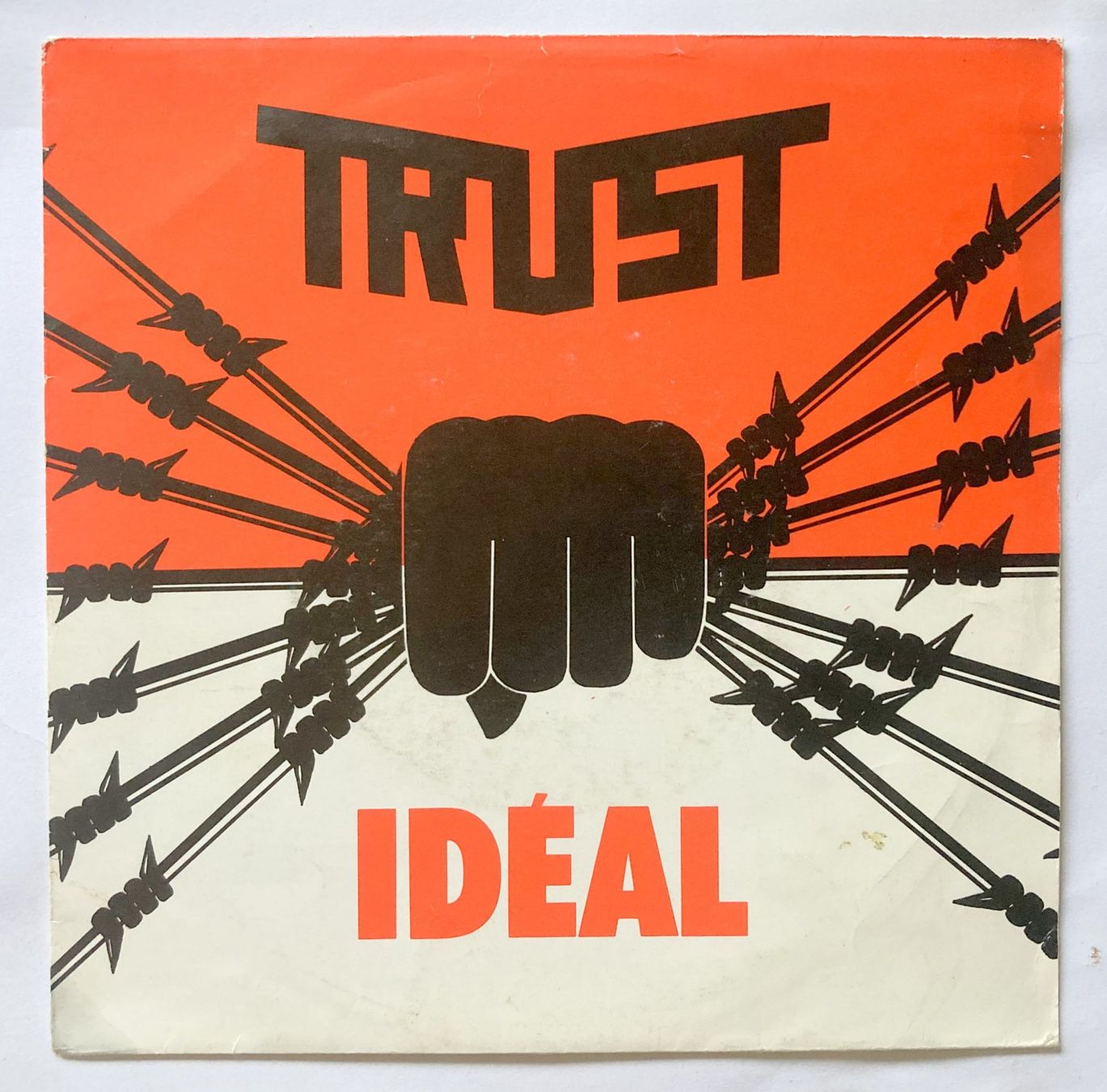 Vinyles: TRUST - IDEAL – D'occasion à Bottens par hotter-than-hell