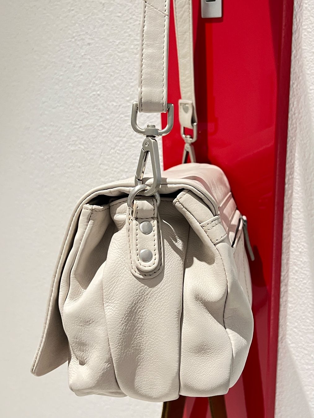 Sattler Taschen für Damen: Damen Schulter-Tasche Sattler & Co. – Gebraucht aus Kriens von Famschmidlin 1