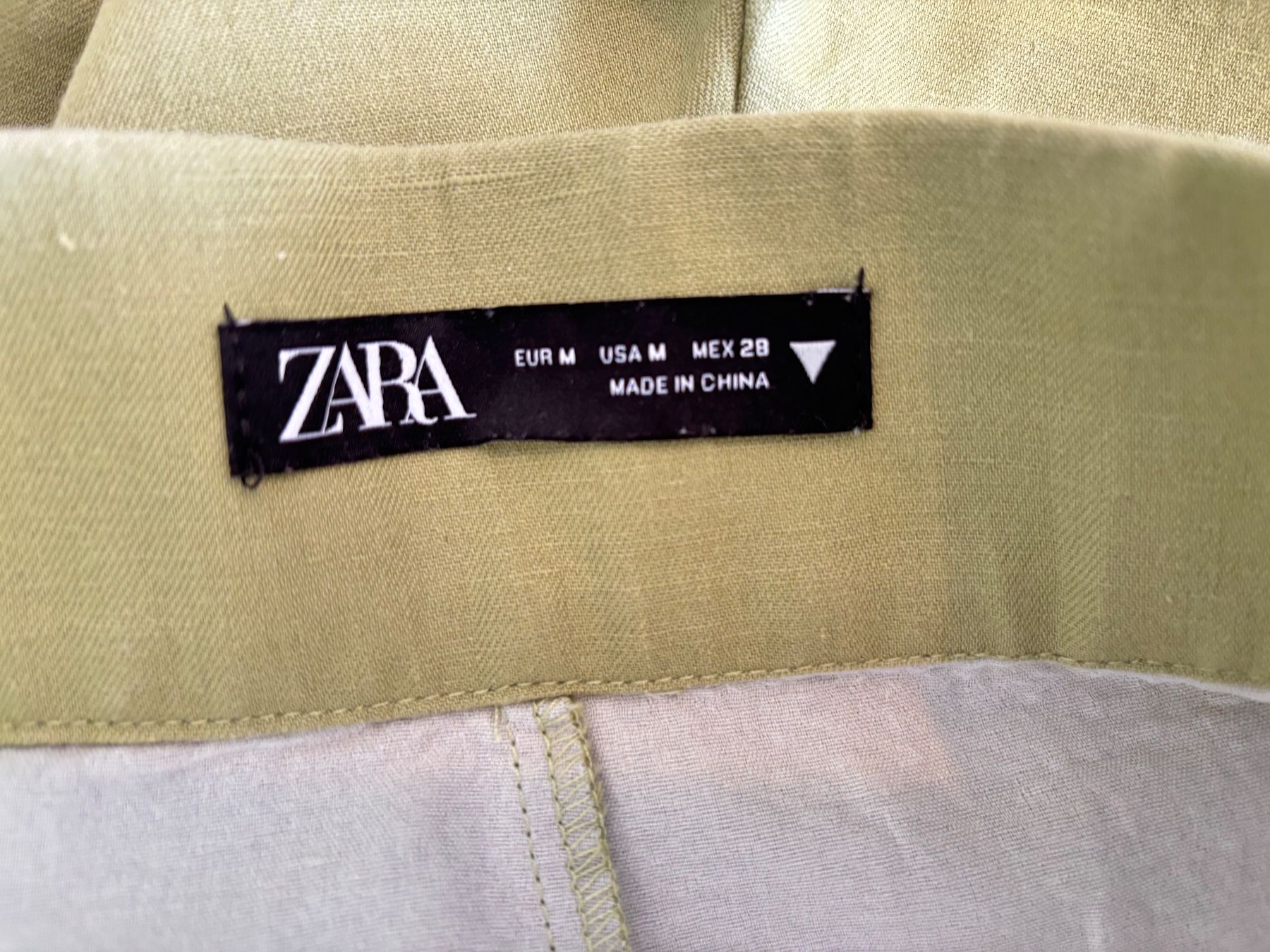 Zara Pantaloni: ZARA hellgrüne Shorts mit Leinen Gr. M – Usato da Zürich venduto da missmodernage 4