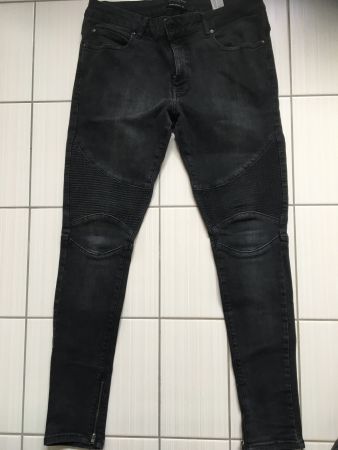 Jeans  Bershka 42