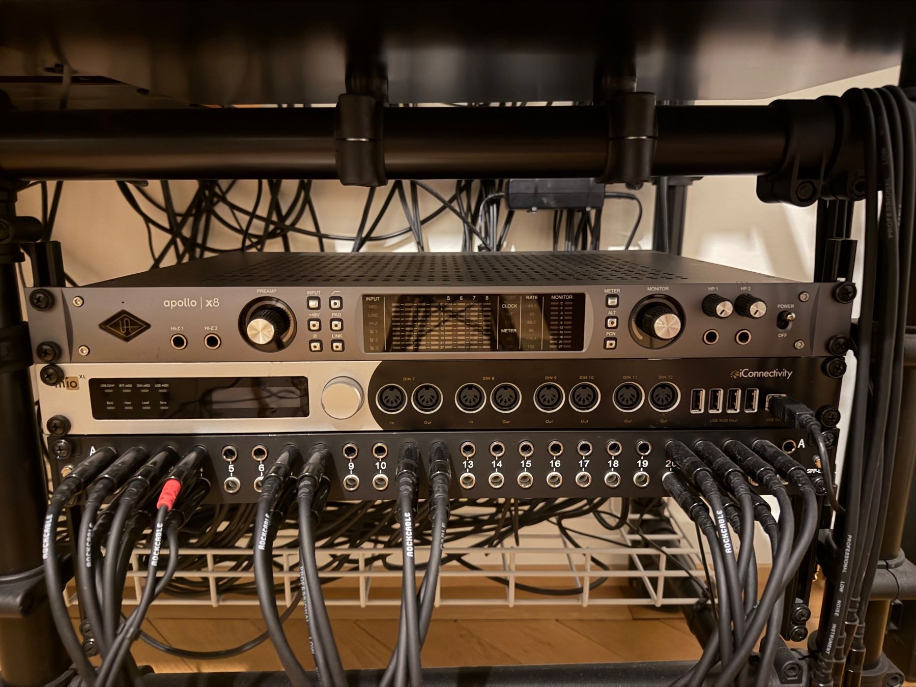 Universal Audio Studioequipment: Apollo x4 + x8 – Gebraucht aus Genève von JeGr70 1
