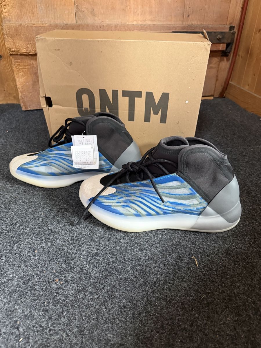 Adidas Chaussures hommes: Adidas Yeezy  – Neuf avec emballage d'origine à Vilters par sele08_ale08 1