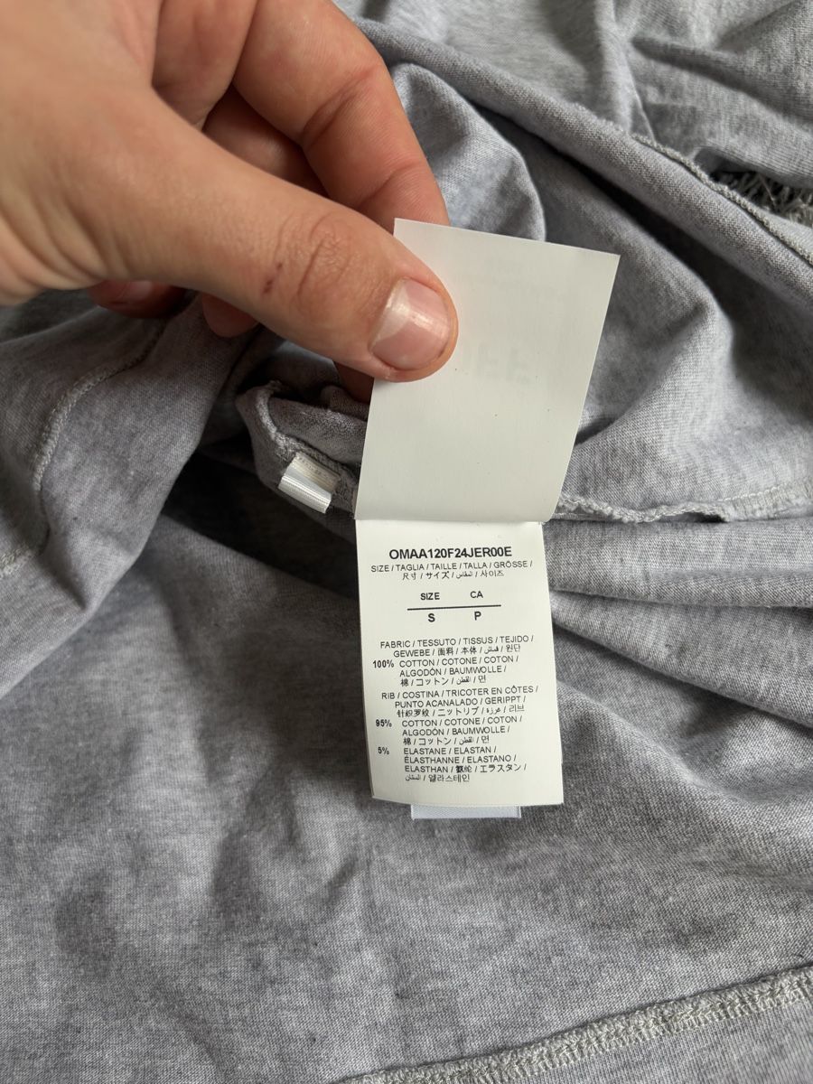 Off-White T-shirt: Off-White Logo T-Shirt  – Nuovo (secondo la descrizione) da Brislach venduto da edu_t6pq 5