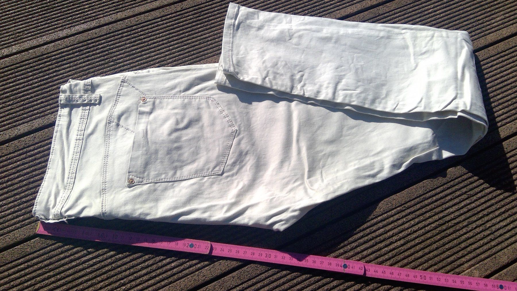Hosen: Pantalon beige clair HYDEE Chicorée, taille 40 (95cm) – Gebraucht aus Agiez von chouchanelle 5