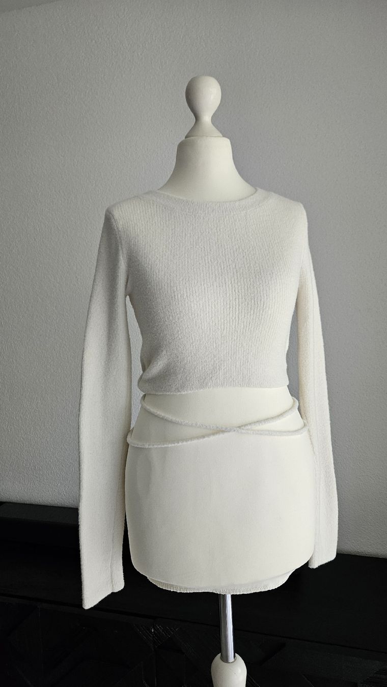 Pullover & Sweatshirts: Langarmshirt – Gebraucht aus Bülach von Recherchieren 1