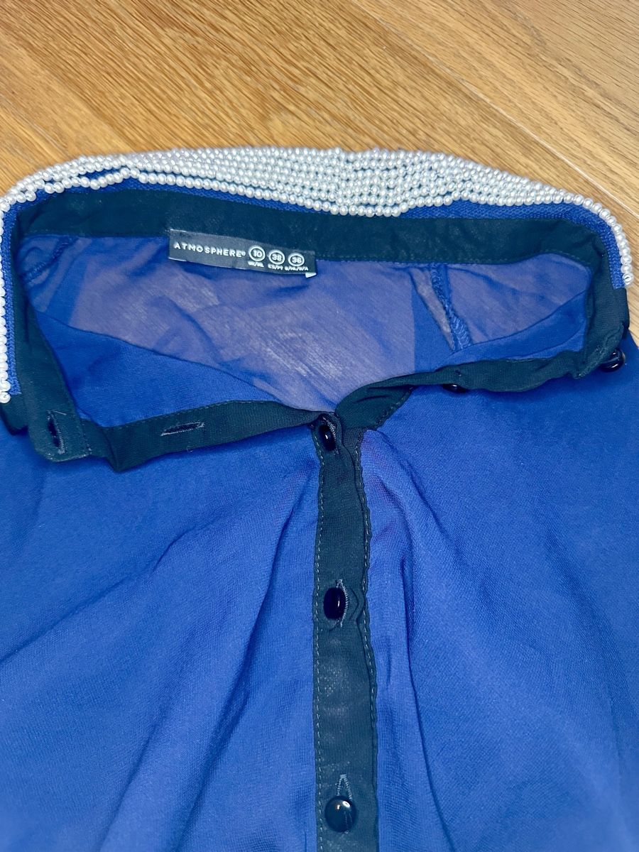 Camicette: Bluse mit Perlen 36/38 – Usato da Pfaffhausen venduto da Klaras_second_hand 1