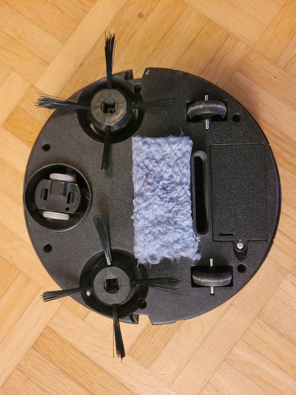 Staubsauger & Zubehör: Staubsaugerroboter – Gebraucht aus Birsfelden von samurai99 1