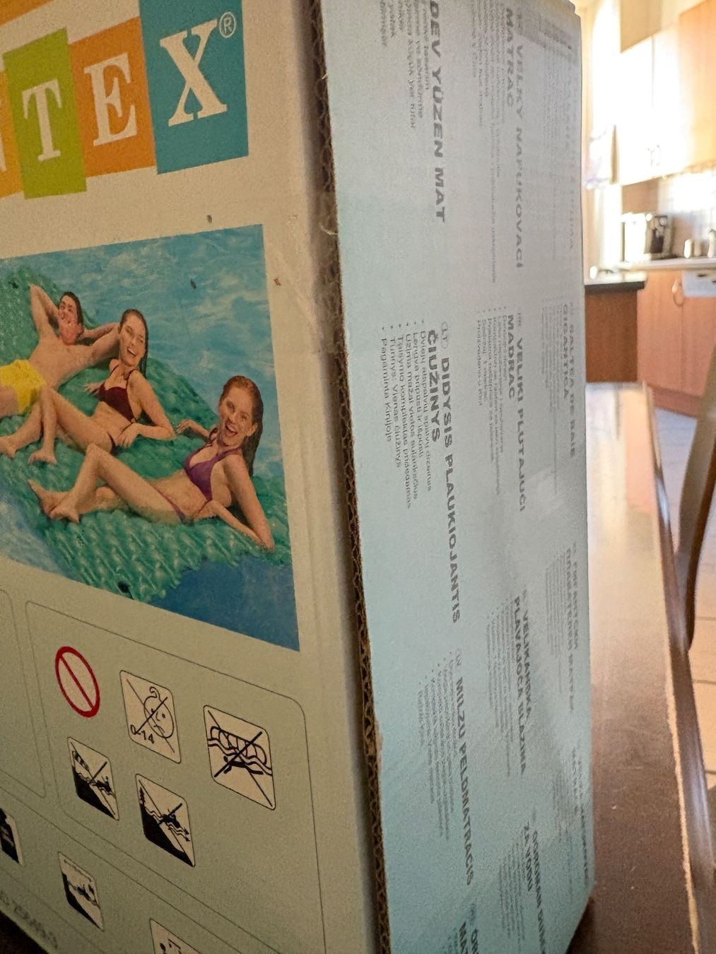 Materassi: NEUF - Intex matelas gonflable géant 2.90 x 2.26m – Nuovo e nell'imballaggio originale da Lausanne venduto da kek_my9j 7