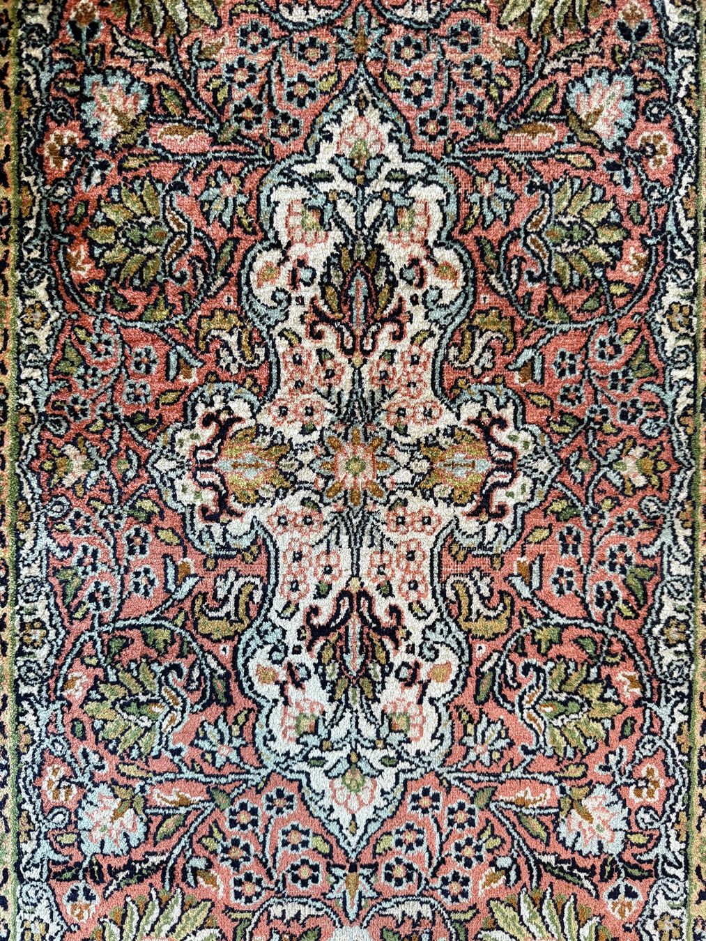 Tappeti: Seidenteppich Qom Stil handgeknüpft 60x94 – Usato da Itingen venduto da uhu777