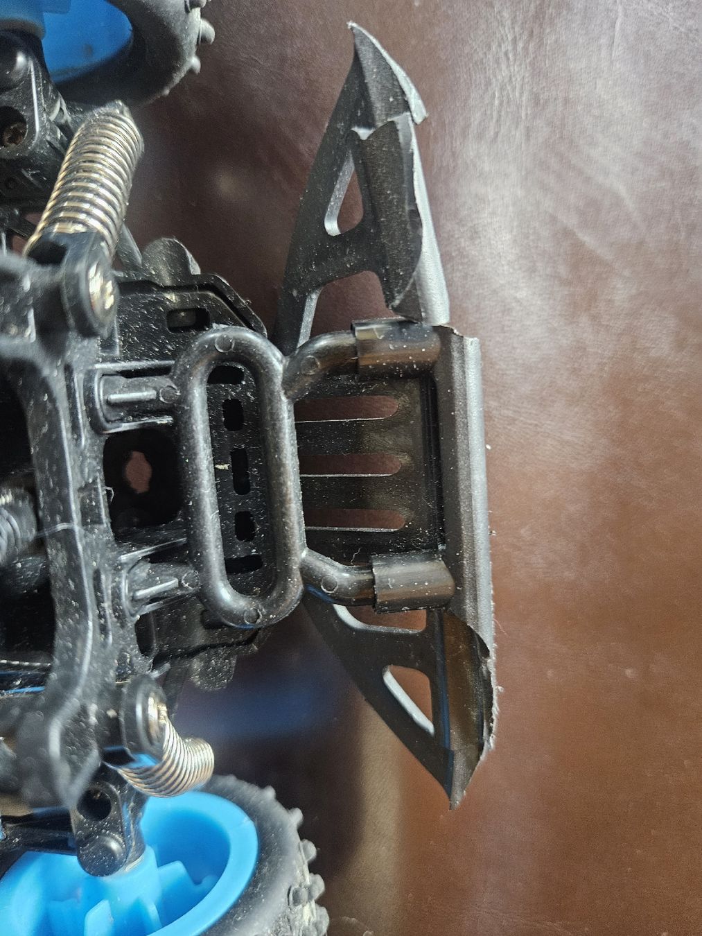 Giocattoli: RC Monster Buggy Happy mit ferngesteuert  – Usato da Spiez venduto da ann_y7bb 1