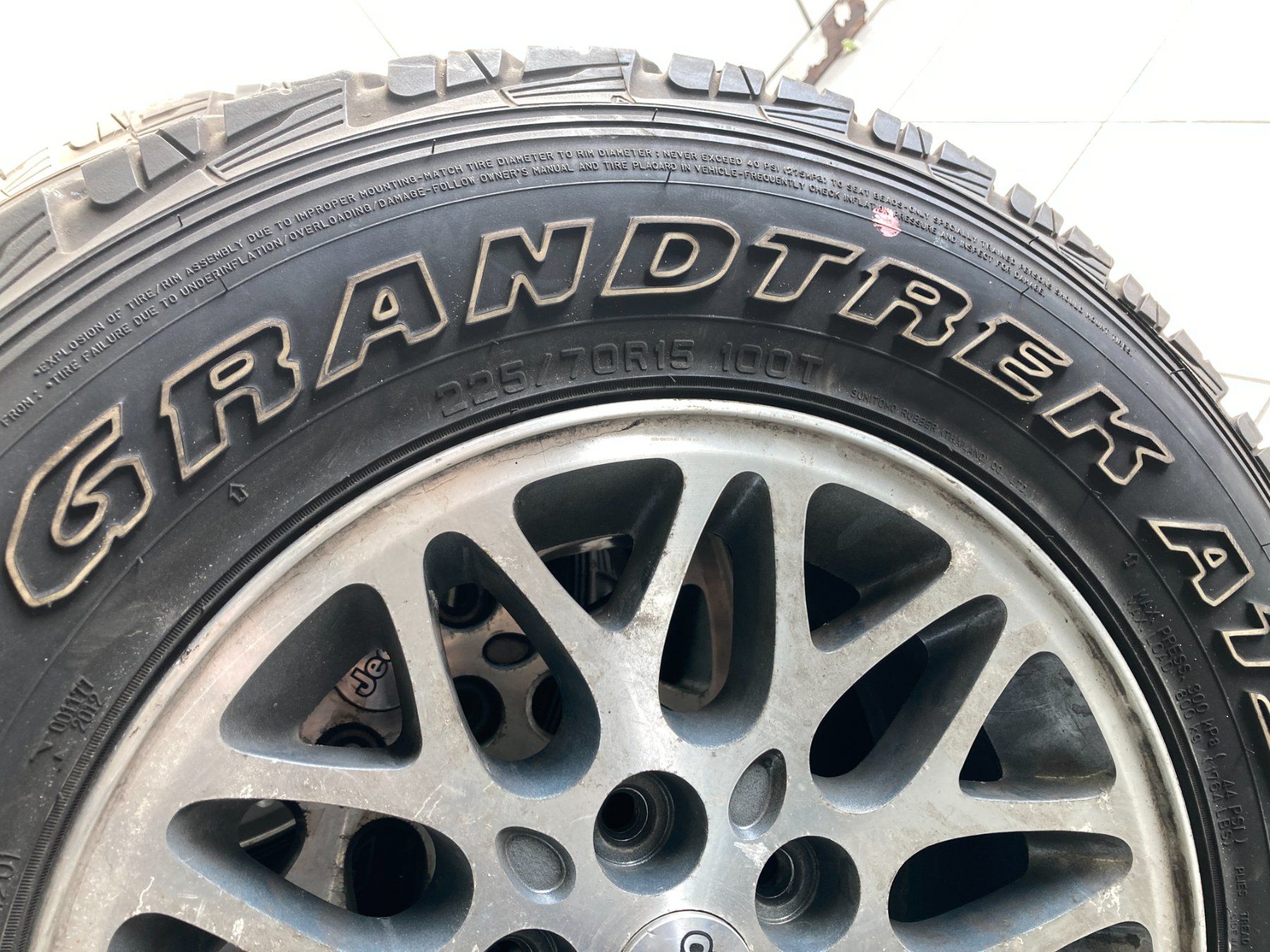 Jeep Pneumatici & Ruote complete: Jeep Cherokee Räder 225/70R15 – Usato da Cham venduto da WB2223 5