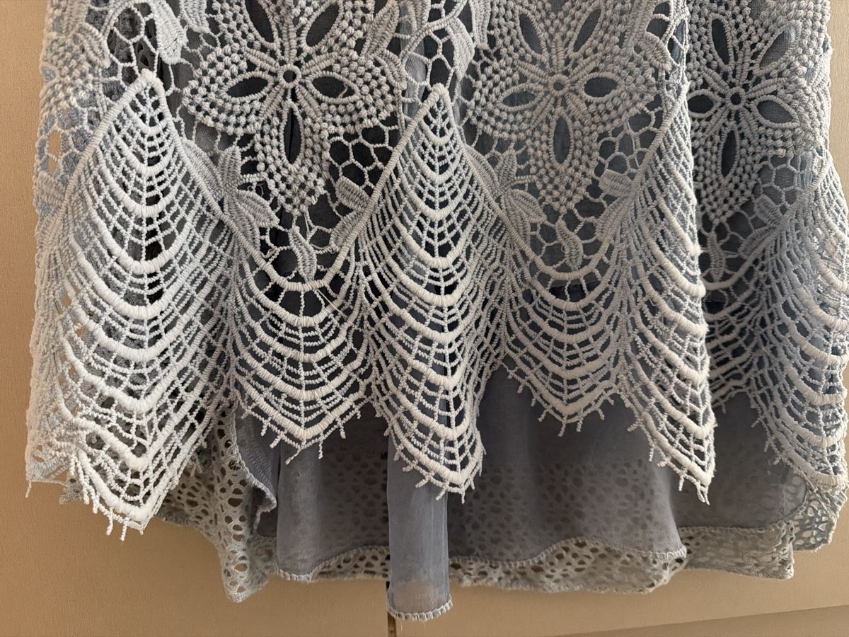 Camicette: Light Blue Summer Tank Top with Lace - Size Medium – Nuovo (secondo la descrizione) da Paradiso venduto da Ixaya.studio 2
