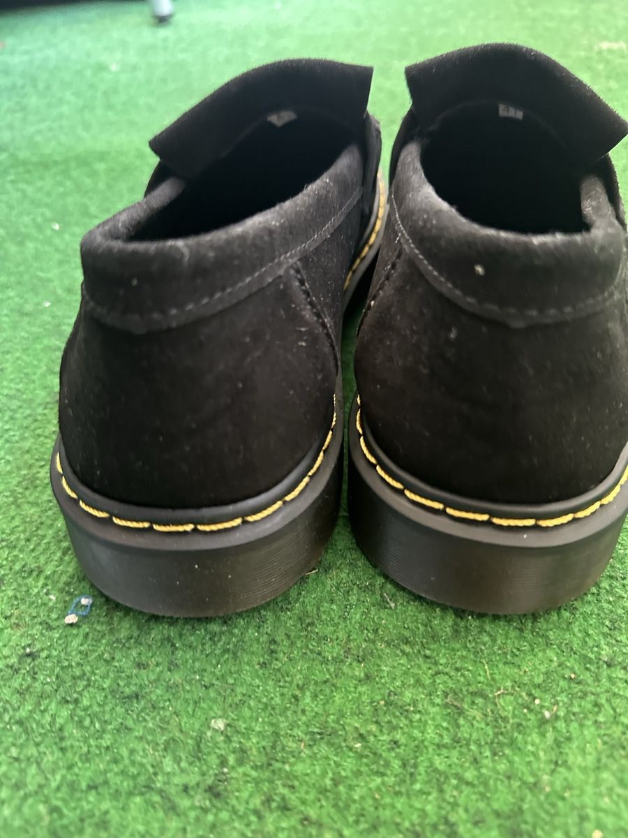 Dr. Martens Scarpe da uomo: Mocassins Dr. Martens noirs en daim, taille 41 – Nuovo (secondo la descrizione) da Brügg BE venduto da haj_9zhk 5