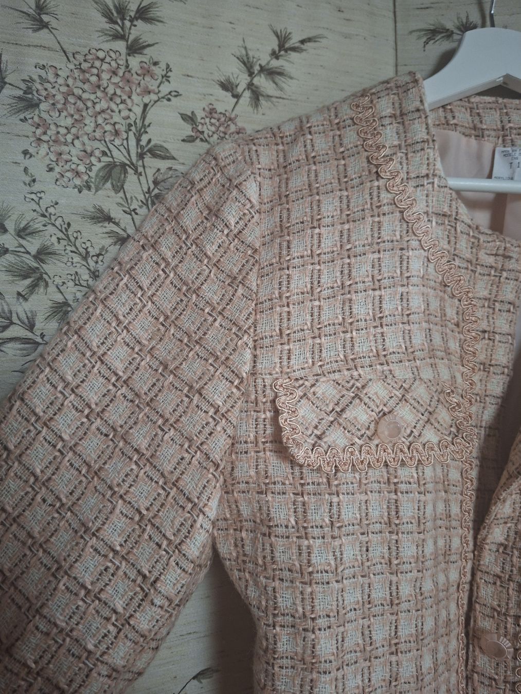 Jacken: Blazer en tweed - Taille M – Gebraucht aus Lausanne von Super-cerise 1