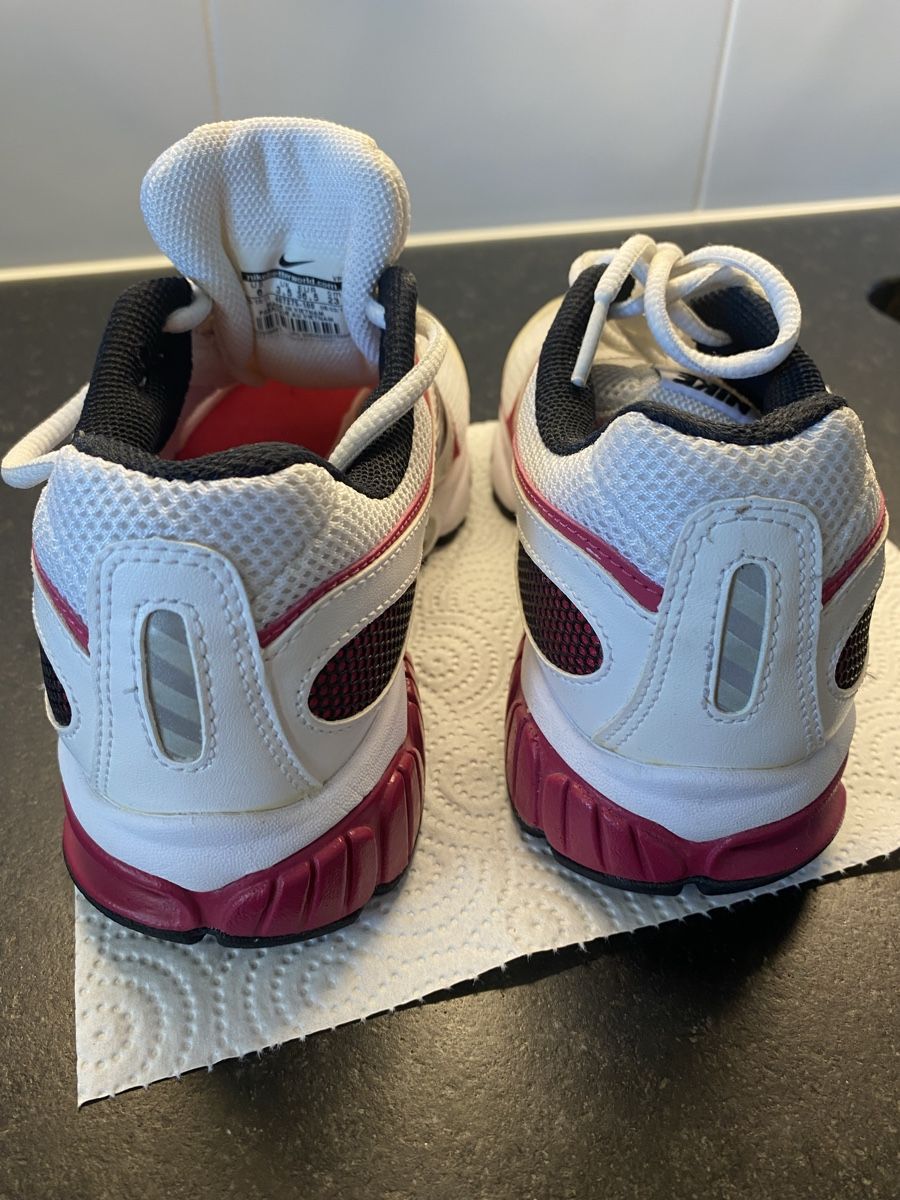 Nike Scarpe da donna: Nike Moto 8 Fitsole 2 grösse 36,5 – Nuovo (secondo la descrizione) da Reinach BL venduto da ClaudiNu 5