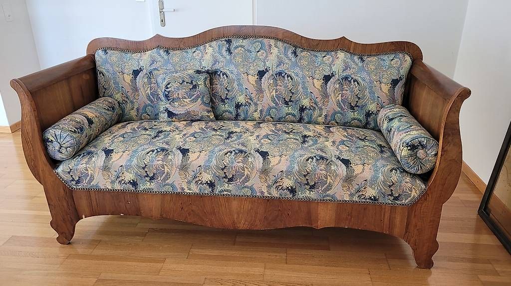 Divani: Sofa antik restauriert elegante Couch Klassiker Möbel – Usato da Zofingen venduto da Loop_ReSale 2